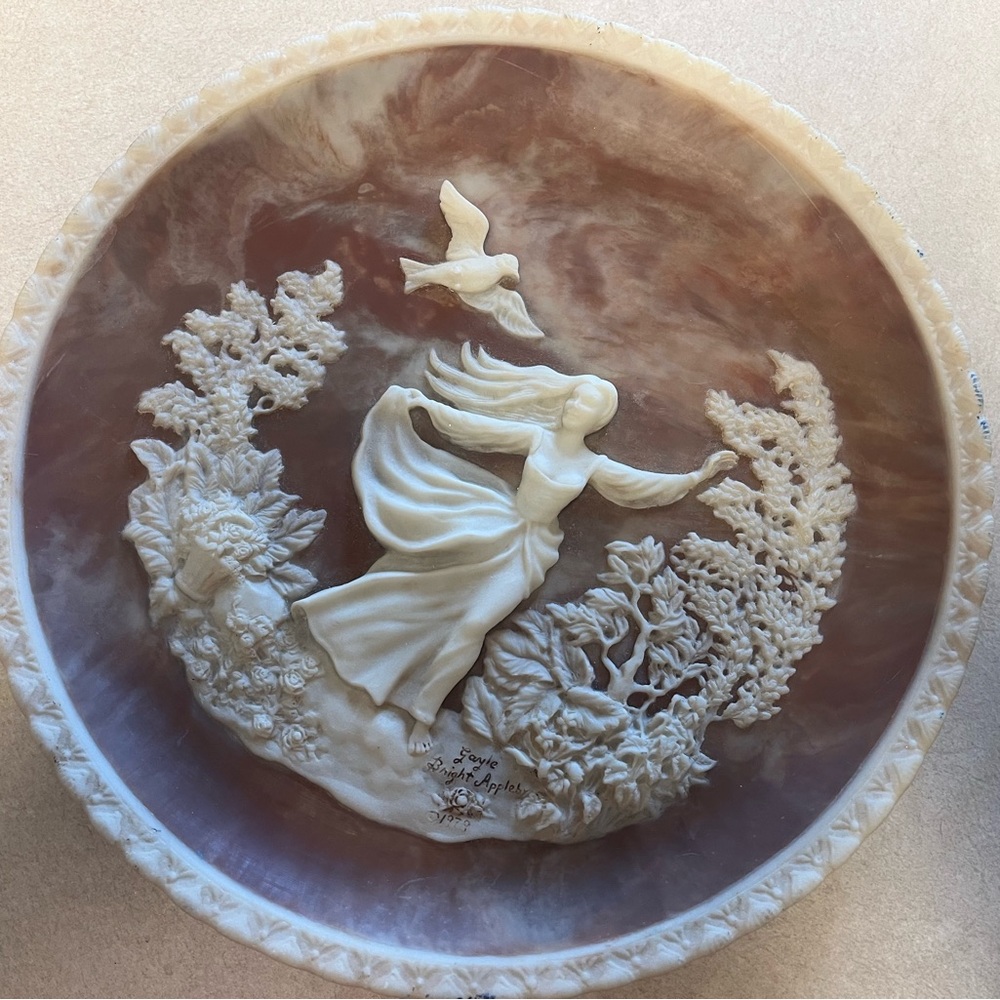 Handcrafted Marble Sculpture Plate